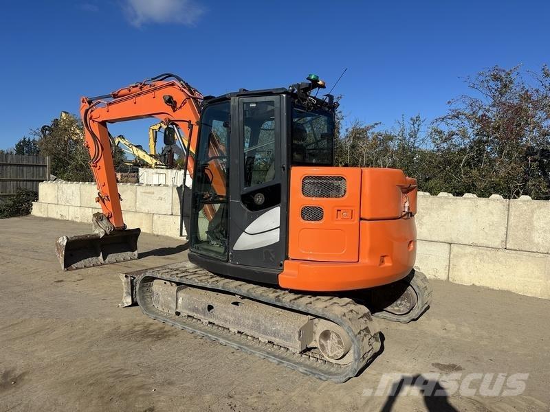 Hitachi ZX85USB-5A Excavatoare 7t - 12t
