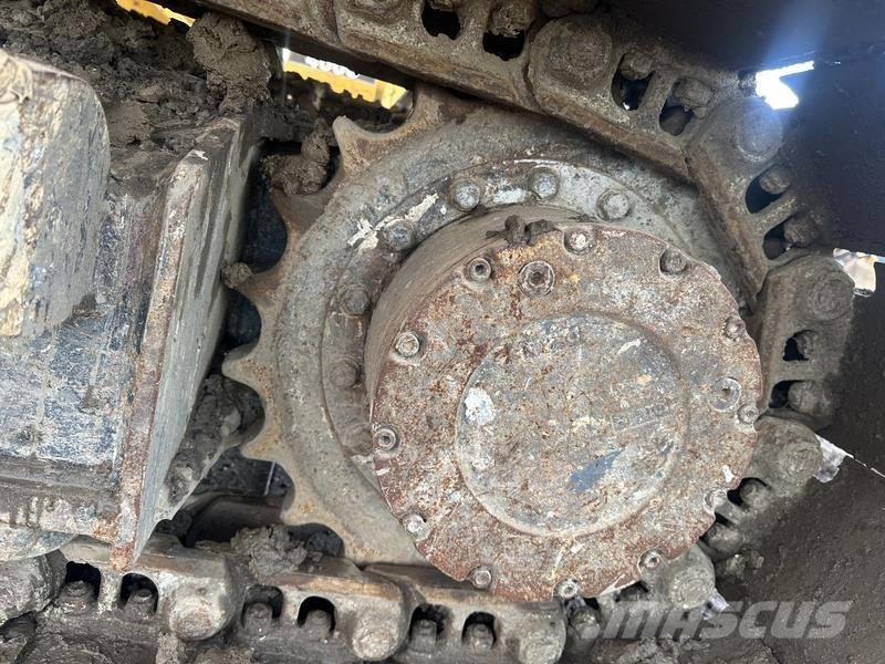 JCB 140X L 4F Excavatoare pe șenile
