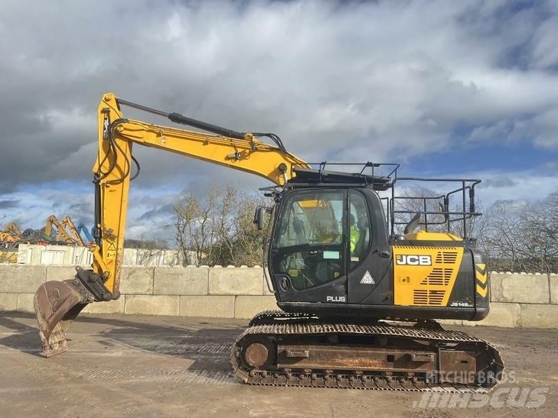 JCB JS145 LC T4 Excavatoare pe șenile
