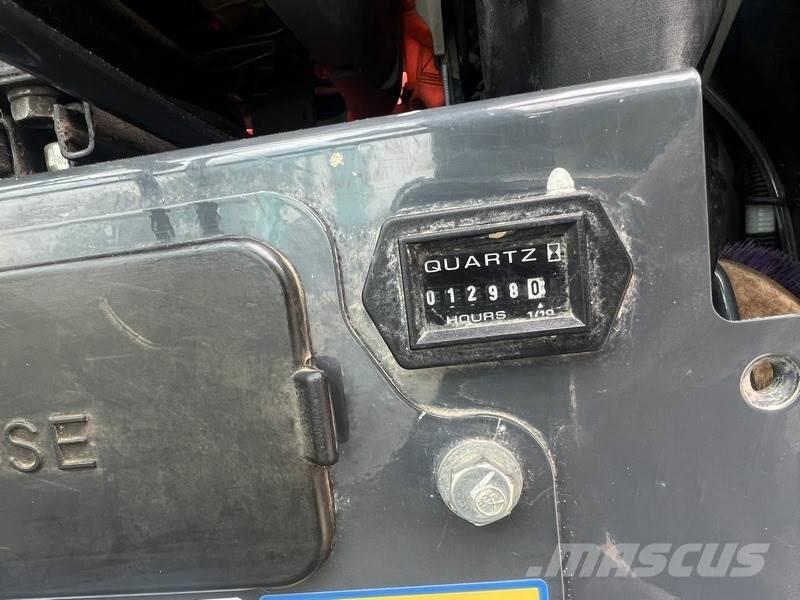 Kobelco SK28SR-6E Mini excavatoare < 7t