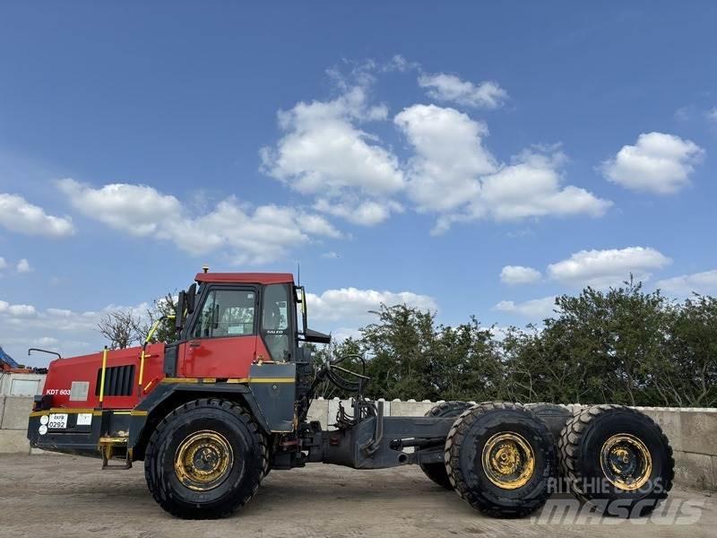 Komatsu HM300-1 Transportoare articulate