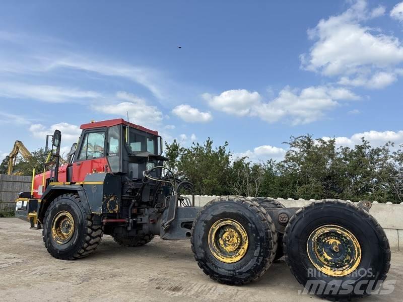 Komatsu HM300-1 Transportoare articulate