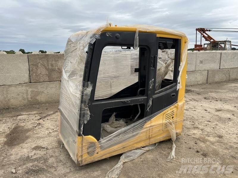 Komatsu PC130-8 Utilaje construcții - Altele