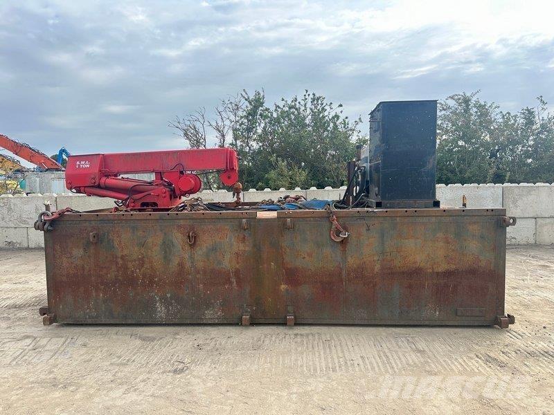 TMC Grove M977 Alte macarale