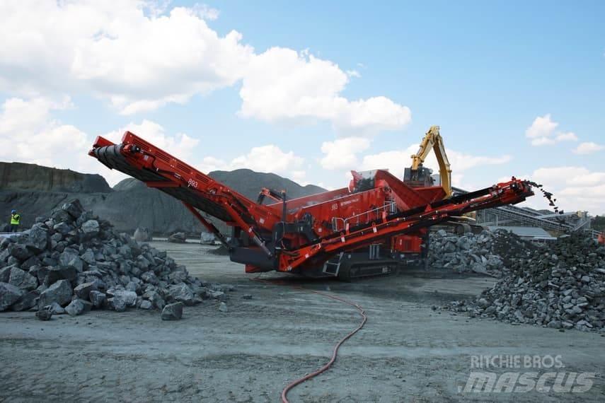 Terex Finlay 893 Cernuitoare