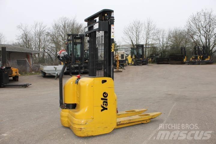 Yale MS10AC Transpaleta manuala
