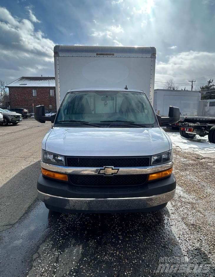 Chevrolet 3500 Autocamioane