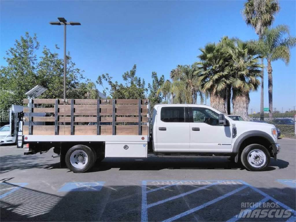 Ford F550 CREW CAB 4 Autocamioane