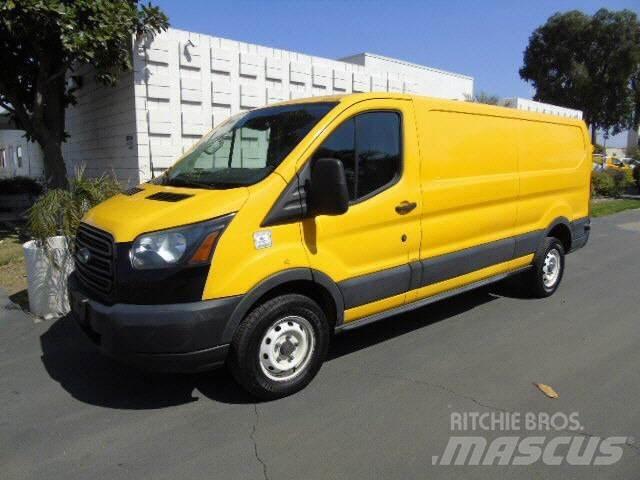 Ford TRANSIT 250 CAR Autocamioane