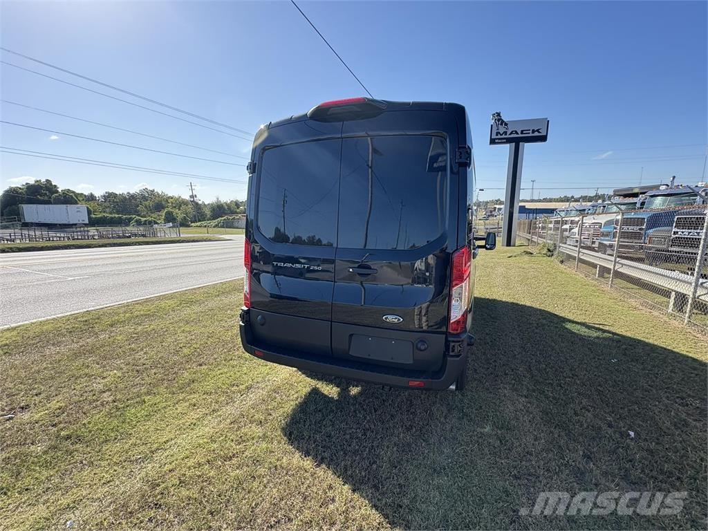 FRD 250 TRANS Autocamioane