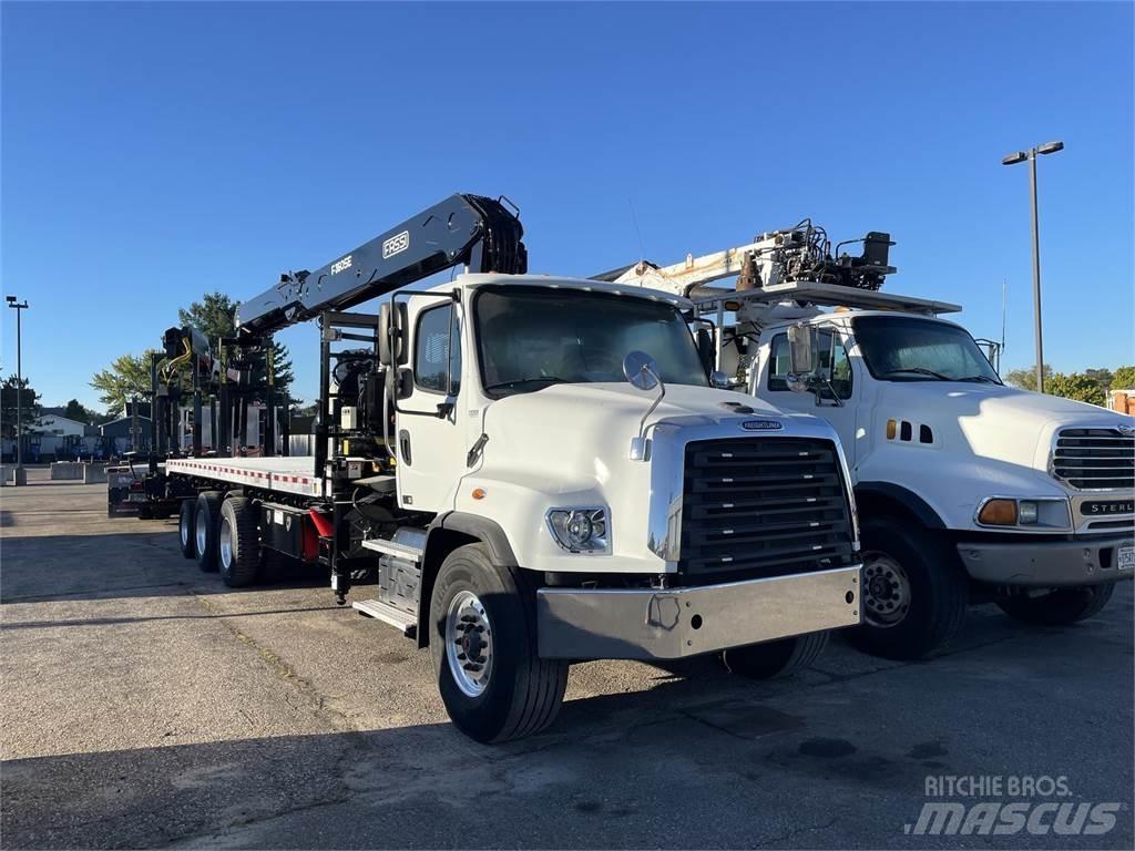 Freightliner 114SD Altele