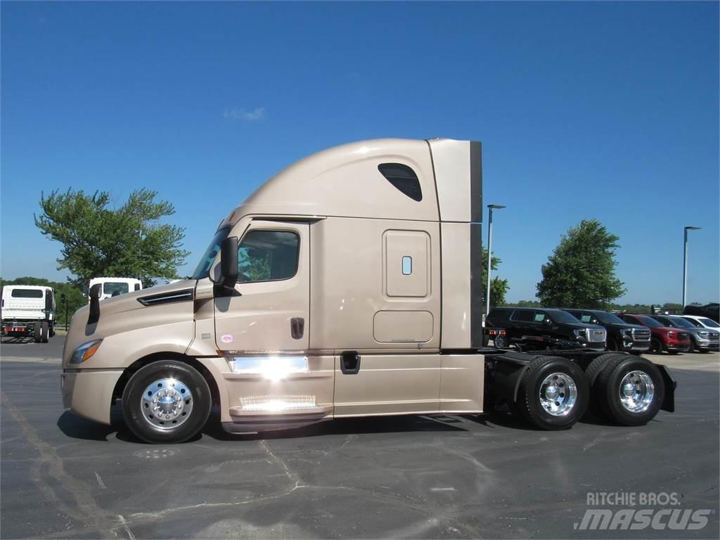 Freightliner CA126SLP Autotractoare