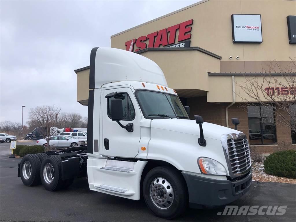 Freightliner Cascadia Autotractoare
