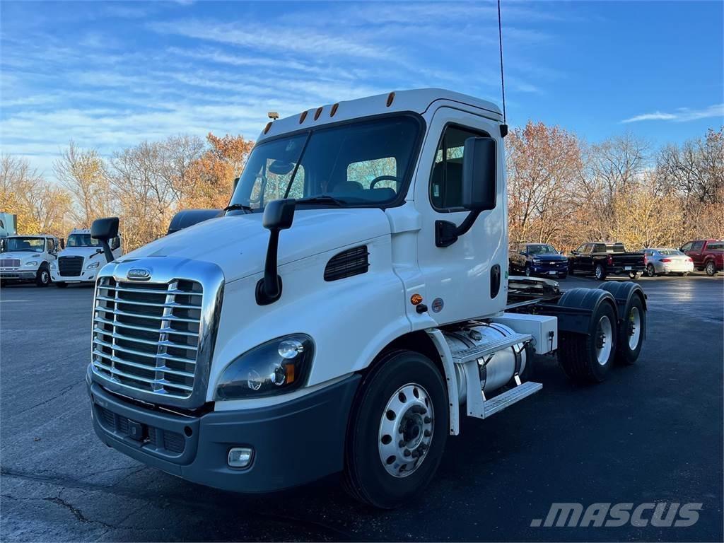 Freightliner Cascadia Autotractoare