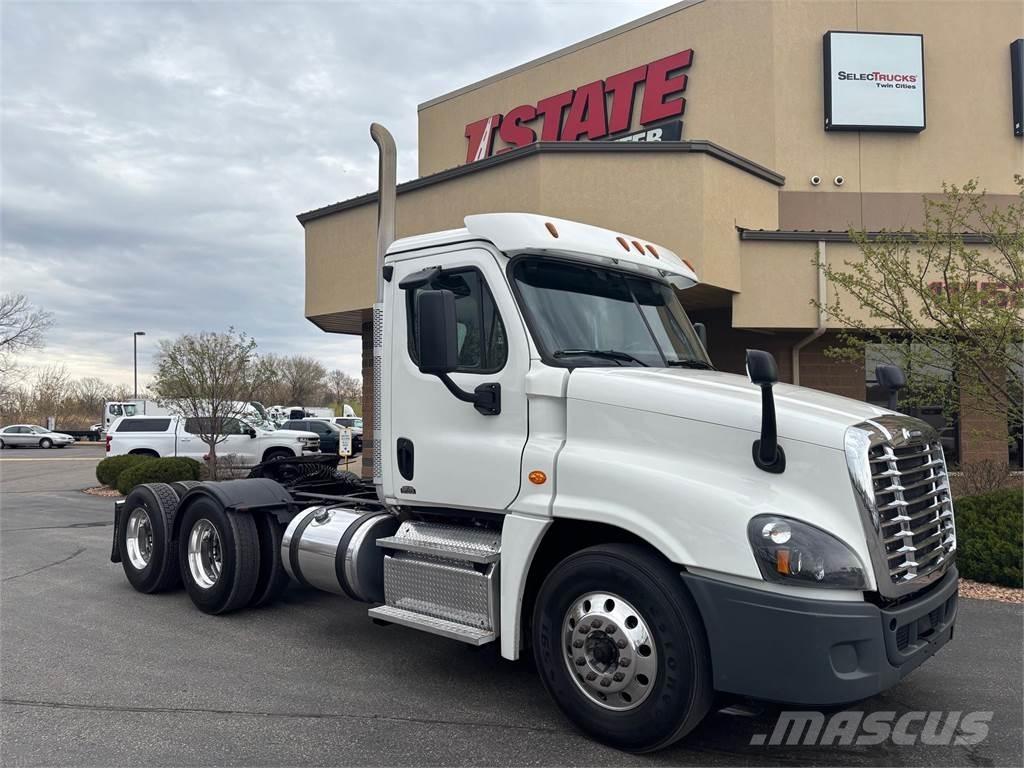 Freightliner Cascadia Autotractoare