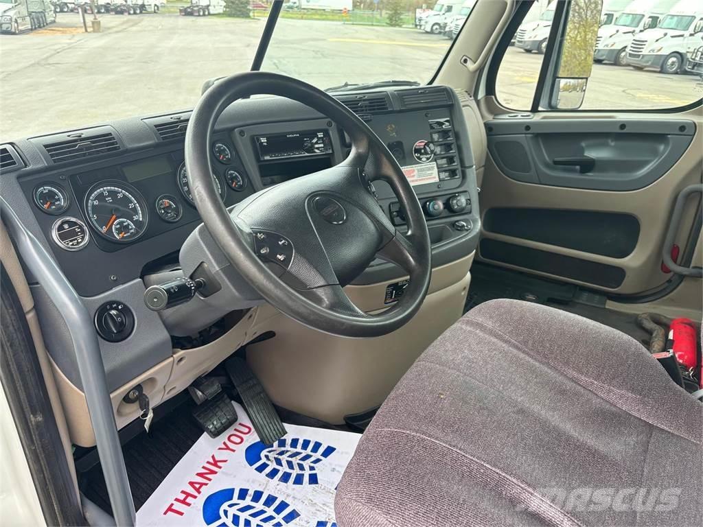 Freightliner Cascadia Autotractoare