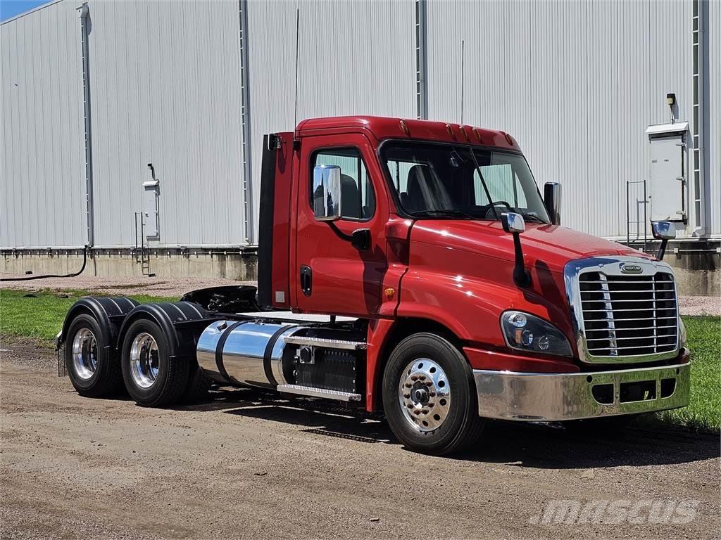 Freightliner Cascadia Autotractoare