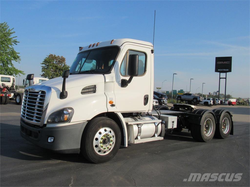 Freightliner Cascadia Autotractoare