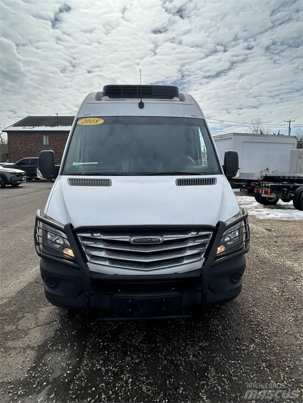 Freightliner sprinter Autocamioane