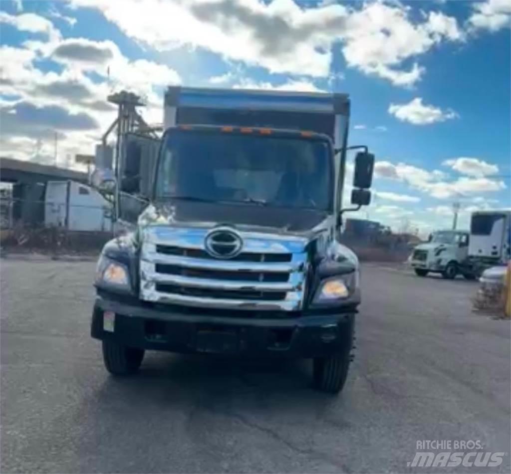 Hino 268A Autocamioane