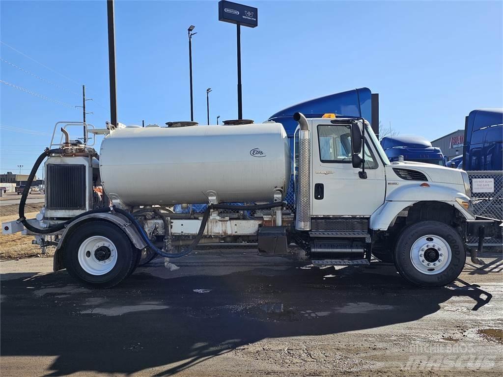 International 7000 Camion cabina sasiu