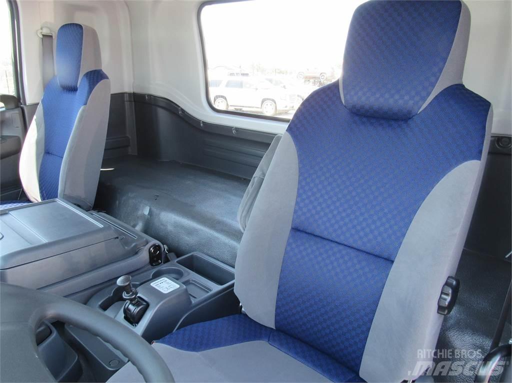 Isuzu FTR Diesel Camion cabina sasiu