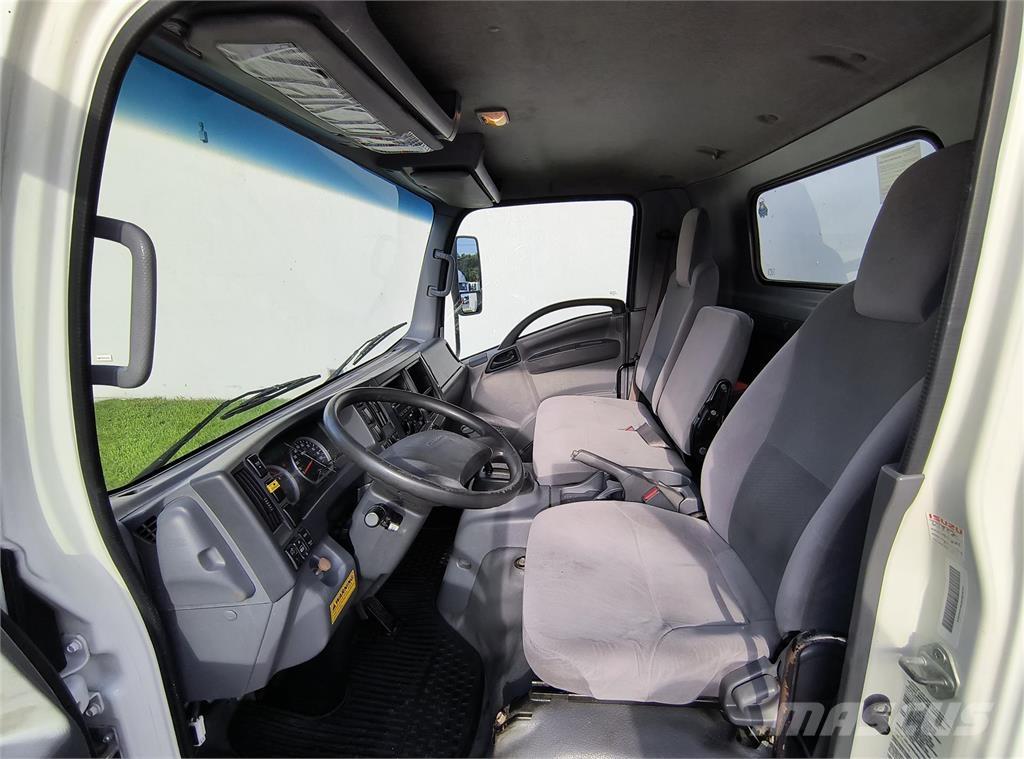Isuzu NQR Autocamioane
