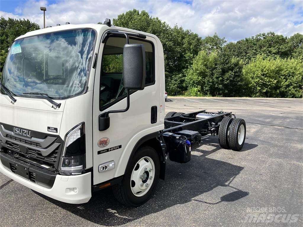 Isuzu NRR Camion cabina sasiu