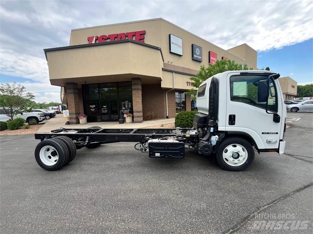 Isuzu NRR Camion cabina sasiu