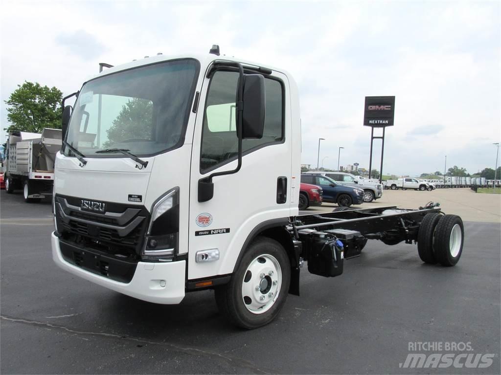 Isuzu NRR Diesel Camion cabina sasiu
