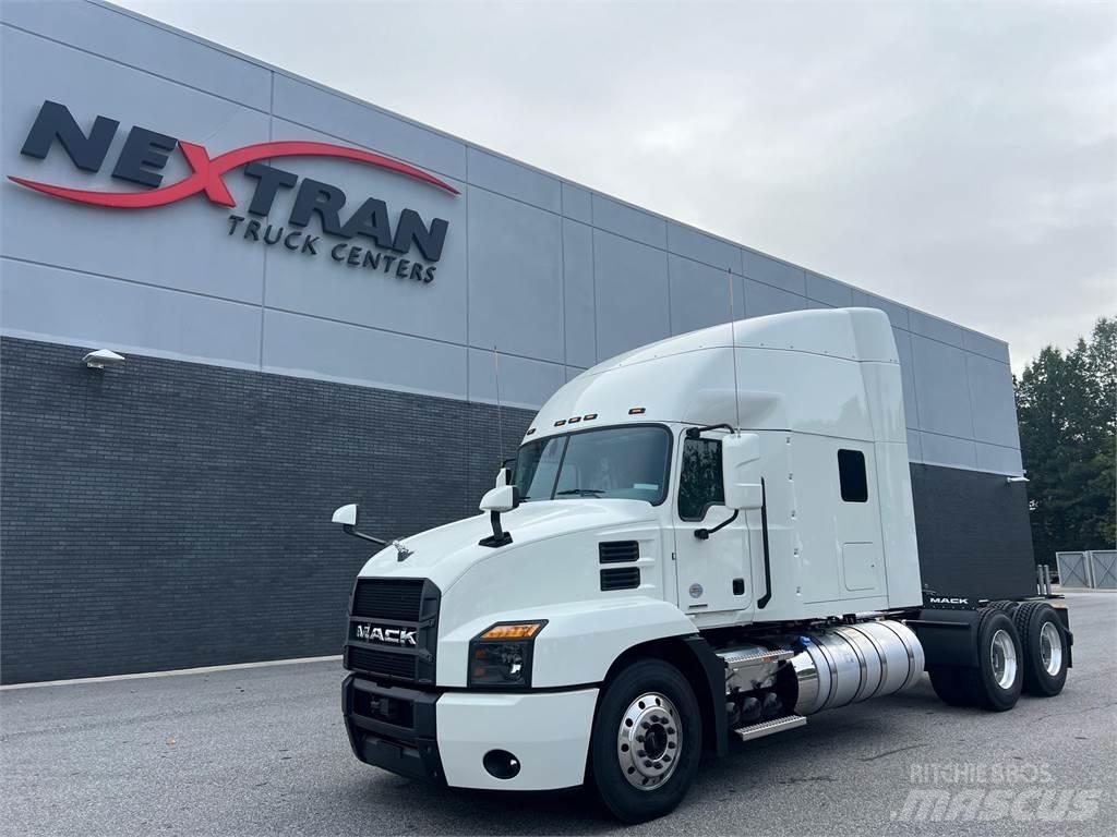 Mack AN64T Autotractoare