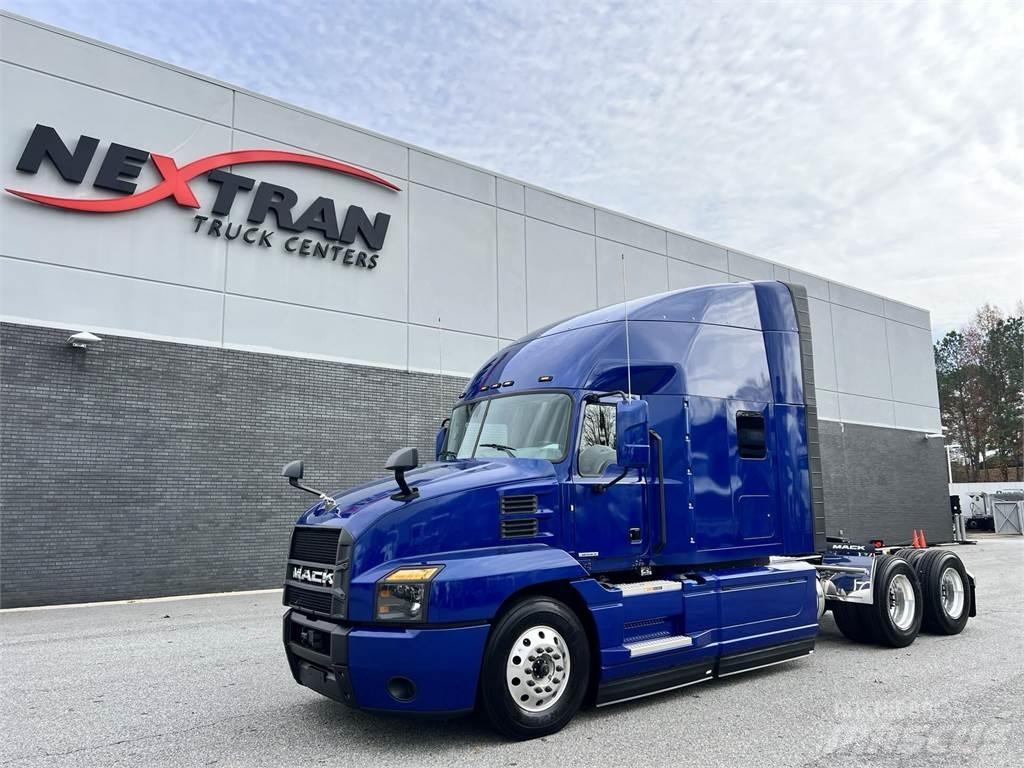 Mack AN64T Autotractoare