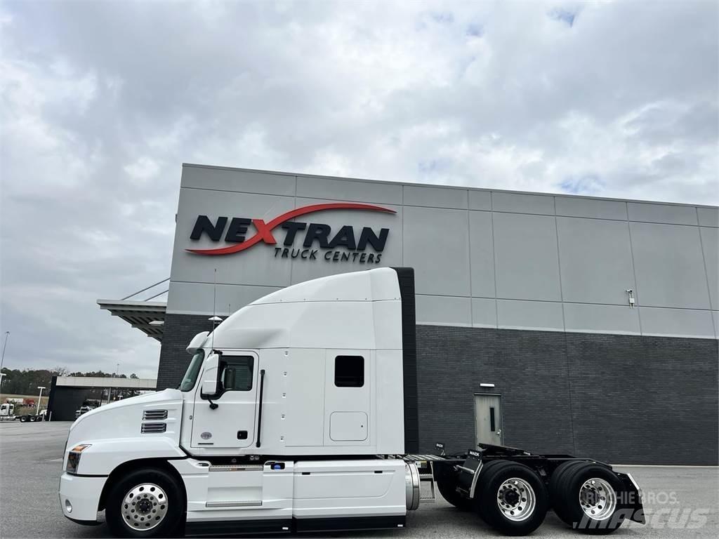 Mack AN64T Autotractoare