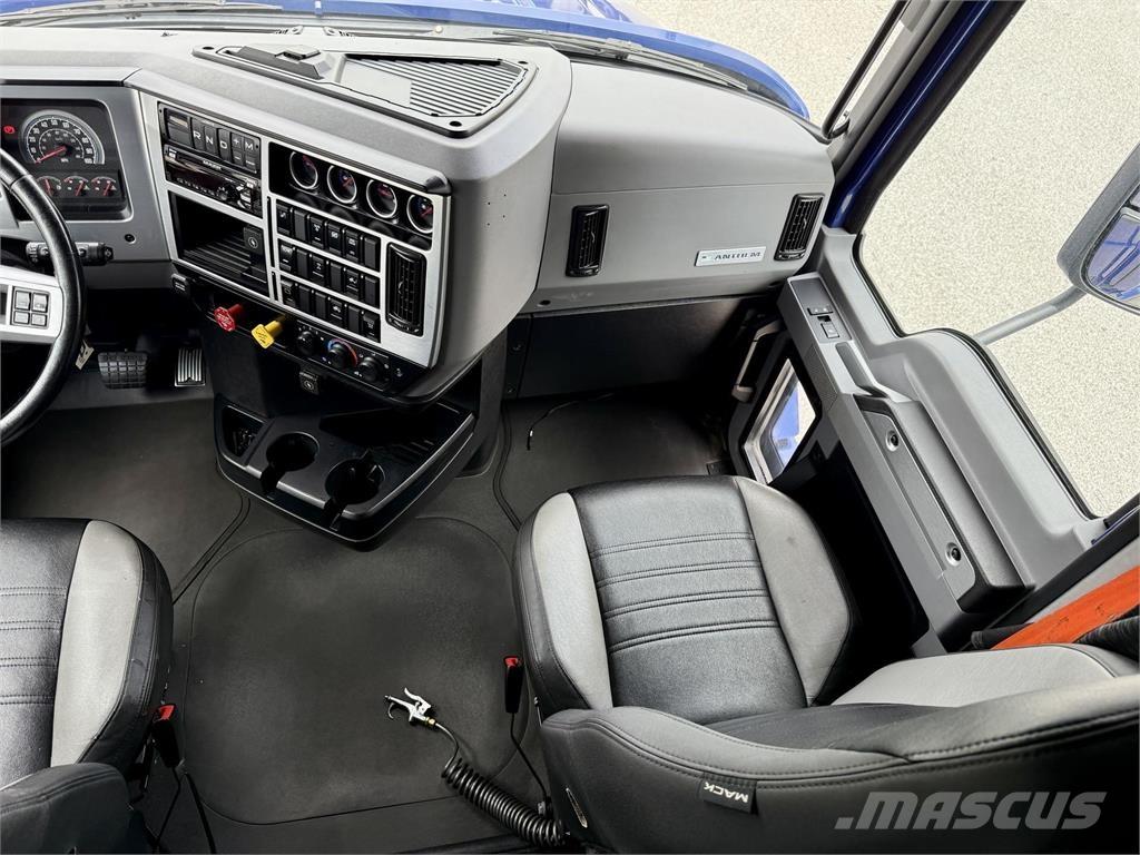 Mack AN64T Autotractoare