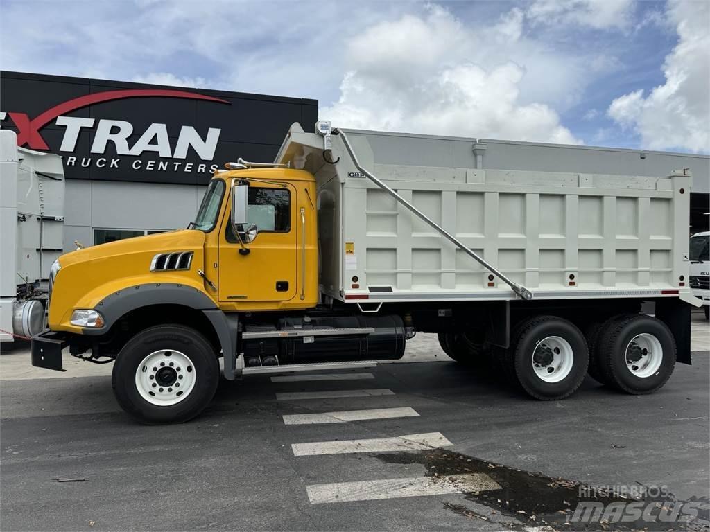 Mack GR64BRX Autobasculanta