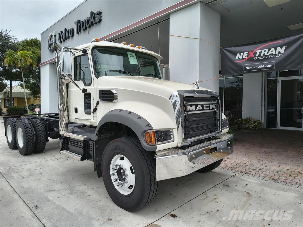 Mack GR64F Altele
