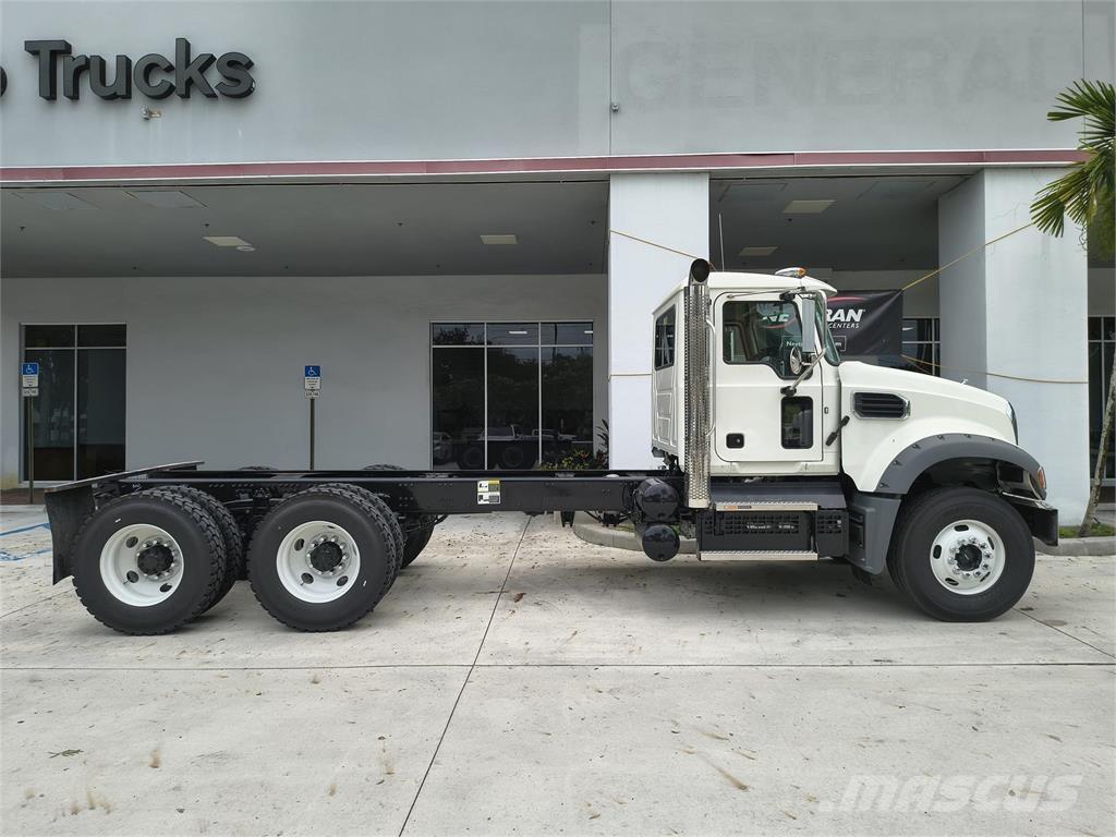 Mack GR64F Altele