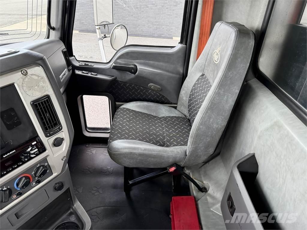 Mack GU813 Altele