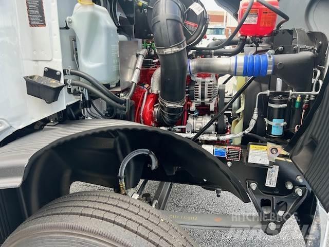 Mack MD6 42R Camion cabina sasiu