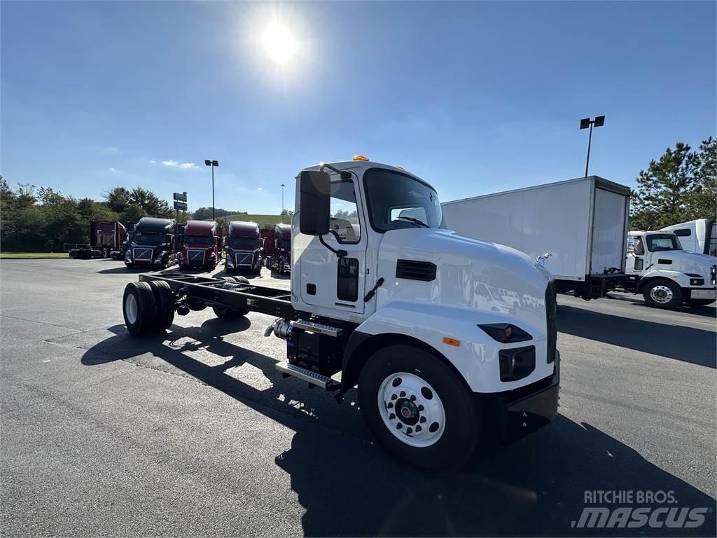 Mack MD6 42R Autobasculanta