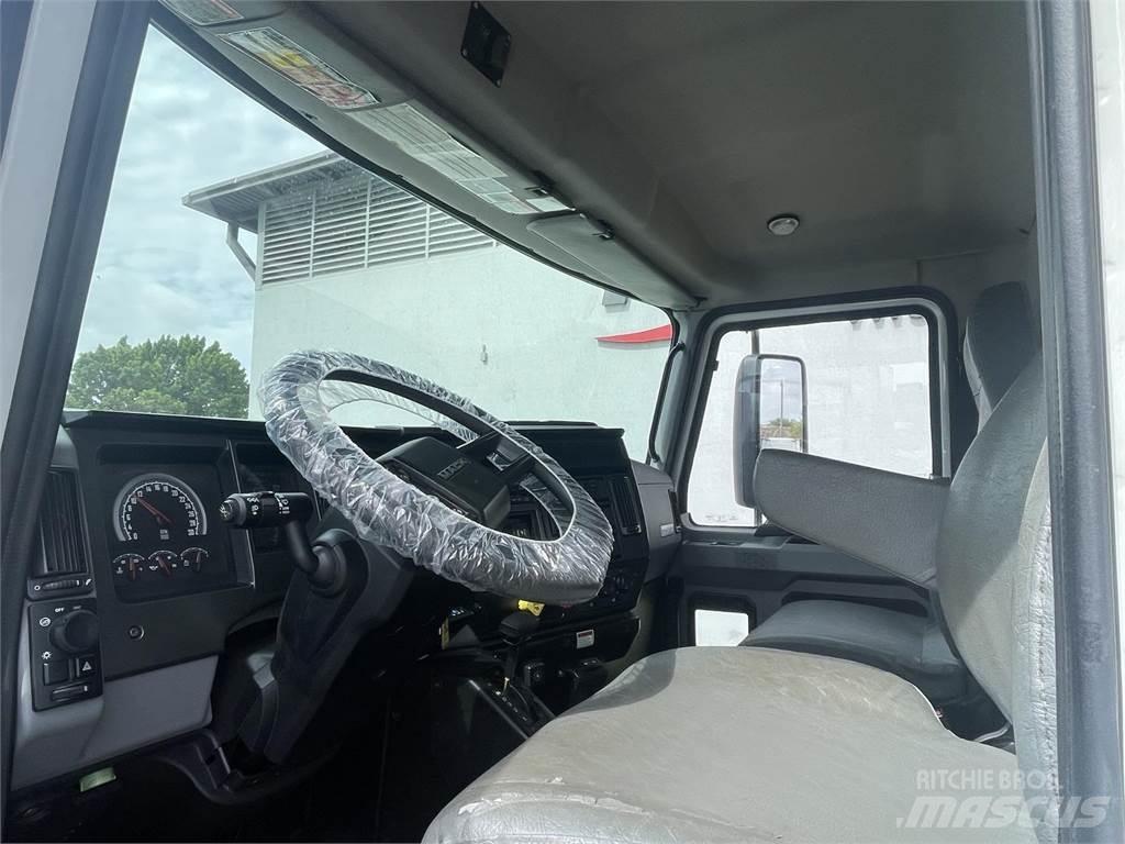 Mack MD642 Camion cabina sasiu