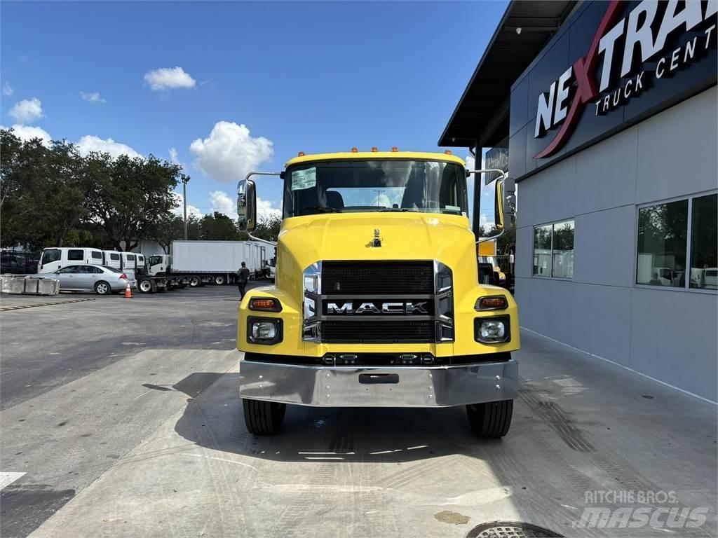 Mack MD7 42R Utilaje forestiere - Altele
