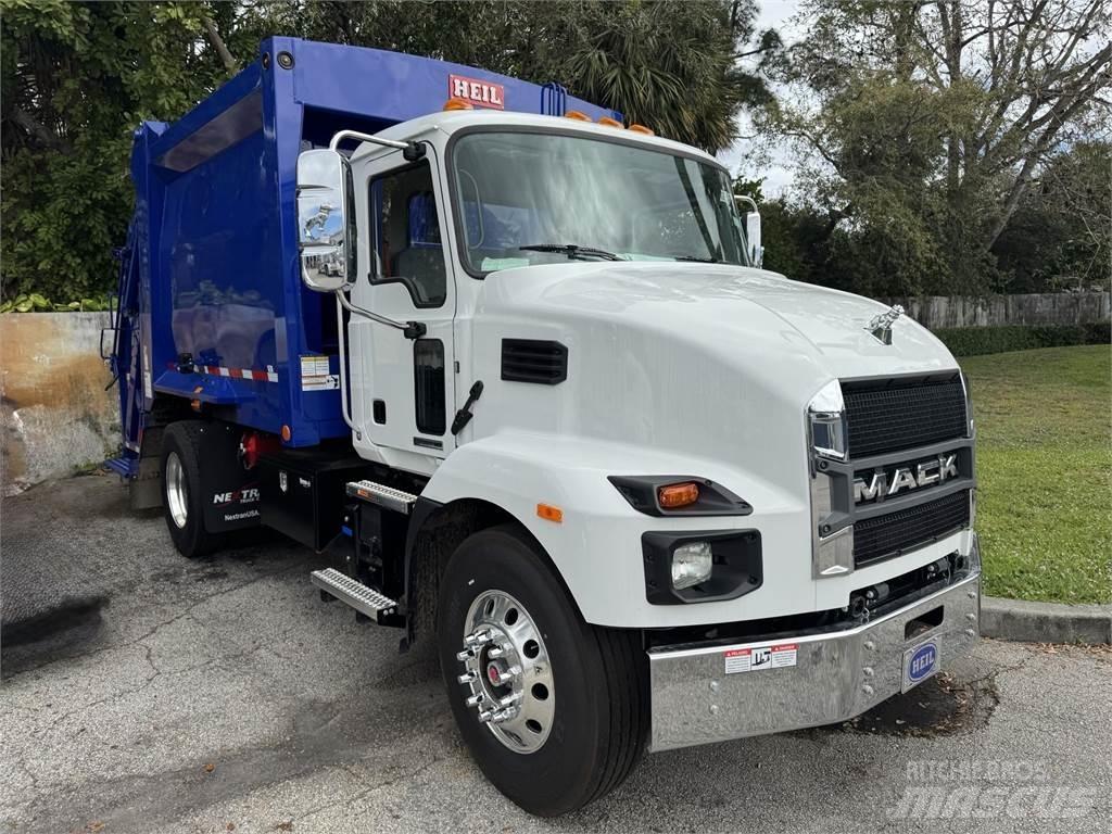 Mack MD7 42R Altele