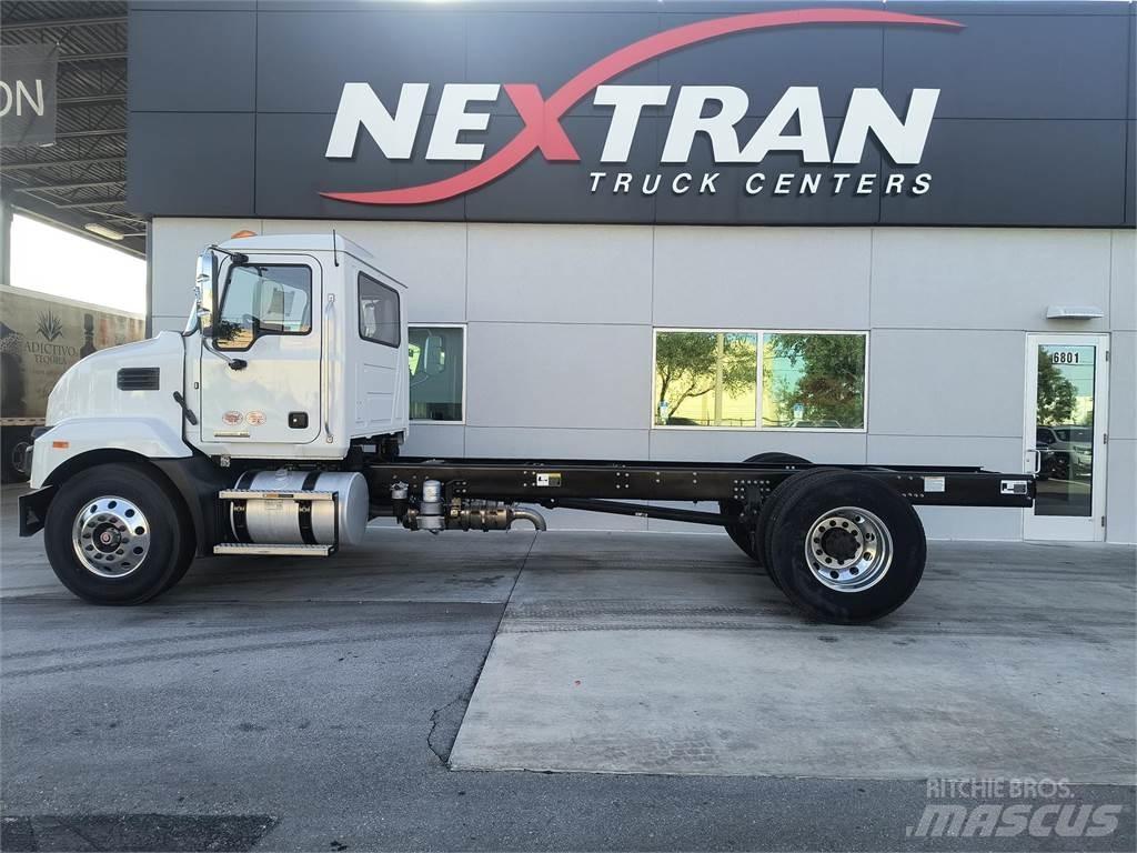 Mack MD7 42R Camion cabina sasiu