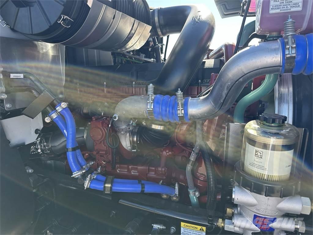 Mack PI64T Autotractoare