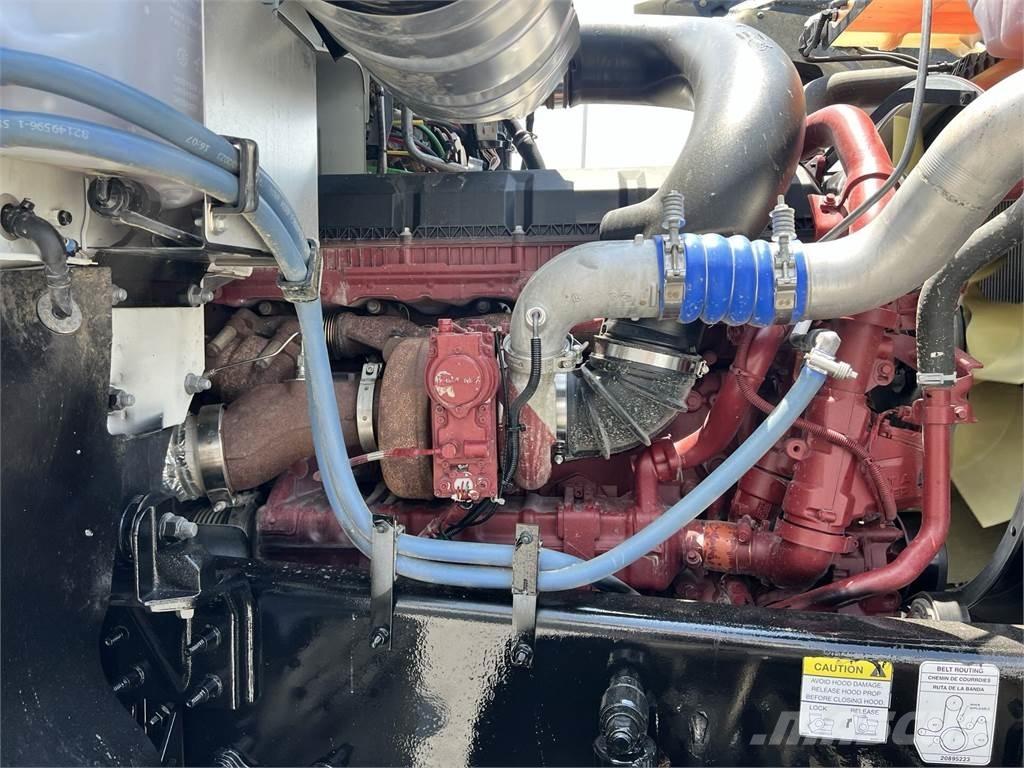 Mack PI64T Autotractoare