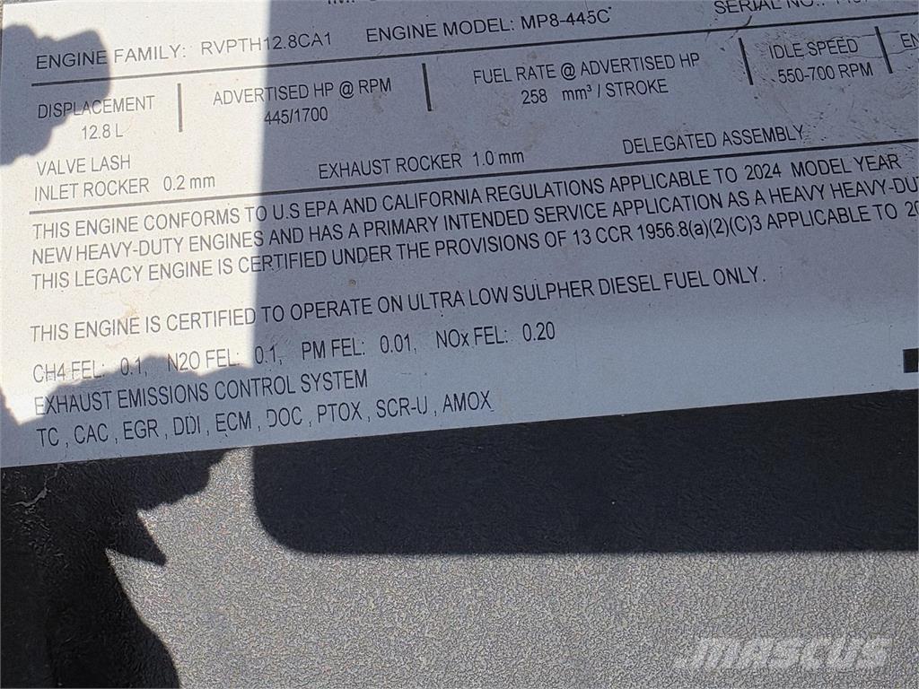 Mack PI64T Autotractoare