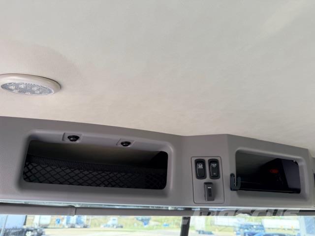 Mack PI64T Autotractoare