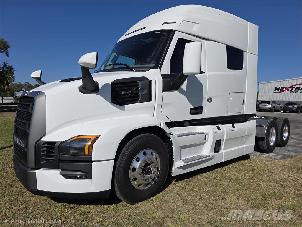 Mack PR64T Autotractoare