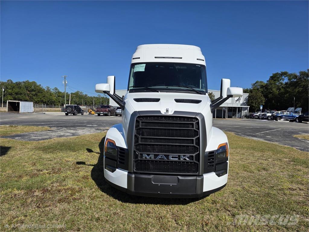 Mack PR64T Autotractoare